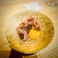 肉寿司 肉和食 KINTAN コレド室町 - トリュフ乗せすき焼き