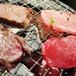 炭火焼肉 焼きしゃぶ にく式 - 