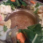 ゴンゴン - 海鮮なべ（季節モノ）、麺も付いてきます。２人前