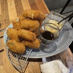 FAST OYSTERS - 呉産　カキフライ