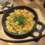 FAST OYSTERS - 牡蠣のガーリックライス