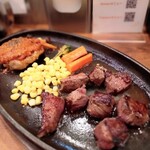 ハンバーグ&ステーキ WAZN - ハンバーグ+切り落としステーキ