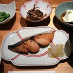 Obanzai Aburiyaki Sake Nana - 旬魚　炙り焼き定食　￥１２８０