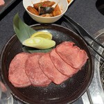 焼肉せんりゅう - 