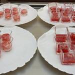 レストラン ファインテラス - ホワイトチョコレートムース、イチゴゼリー