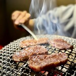 極み焼肉ホルモン 清司 - 