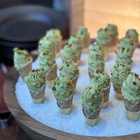 ザ タヴァン グリル＆ラウンジ - 