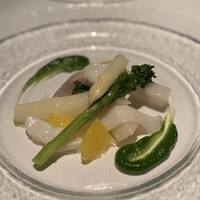 シノワ 渋谷店 - 白アスパラとアオリイカ