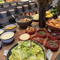 ザ タヴァン グリル＆ラウンジ - 