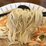柳家 - 細麺でいただきました