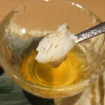 新宿 蟹いおり - 炙られて香ばしい。