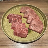 焼肉ホルモン 稲田 - 