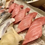すし酒場 魚あるき - 「本鮪中とろ（税込￥550）×5」のアップ…