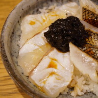 谷や 和 - 乗せた醤油が面白く旨味へと作用させる