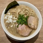 R+ 隠れ家すぎるラーメン屋 - 