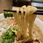 R+ 隠れ家すぎるラーメン屋 - 