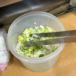 加賀 - テーブルあるネギ