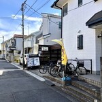 おうちパン工房 ひーPAN - 思わず通り過ぎそうな脇道ちょい入る