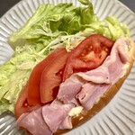 おうちパン工房 ひーPAN - B・L・Tコッペ