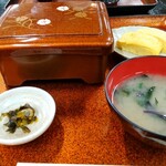 旬恵 - 料理写真:うな重全体形図