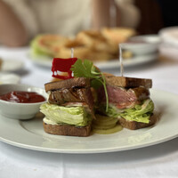 ウルフギャング・ステーキハウス シグニチャー - 