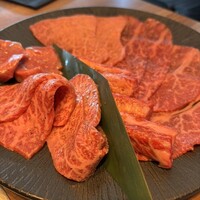 焼肉うしごろ 新宿三丁目店 - 