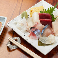 刺身盛り合わせ