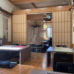 Buta Hachi Saga Ten - 豚八 店内环境