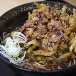 梅もと - 料理写真:げそと蓮根のかき揚げ天そば@税込490円