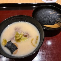 青蓮院門跡前 月おか - 