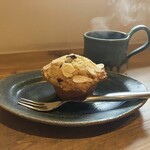 カフェ ヒコ - ヒコブレンド＆ヘーゼルナッツショコラダマンド