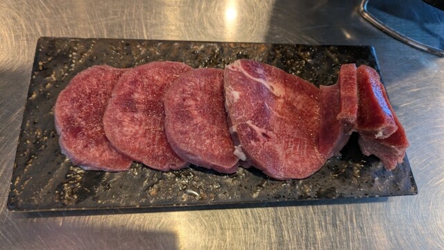 ヤキニク MOW（モウ） - 陸前高砂（焼肉）の写真