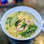 南京亭 - 料理写真:大葉塩ラーメン