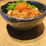 吾一 - 焼鳥丼もツヤツヤ