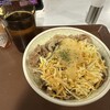 すき家 - とろ〜り３種のチーズ牛丼(中盛) 830円