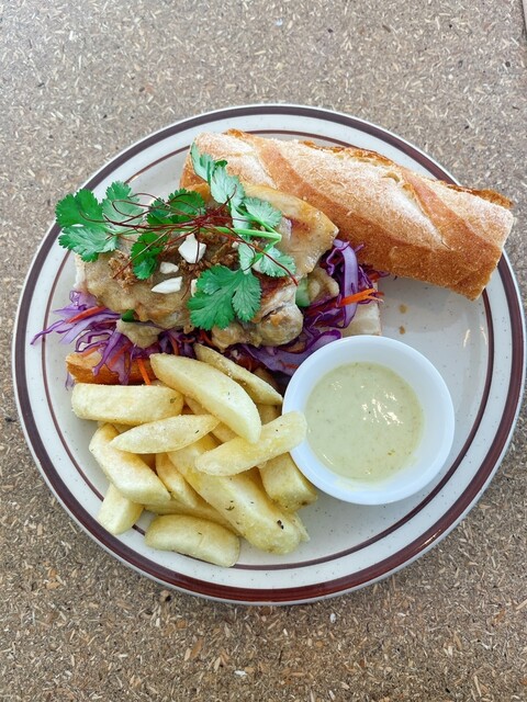 口コミ一覧 : HOTEIYA SANDWICH STANDの写真