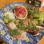 郷土料理&炭火串焼 笑う門 - 