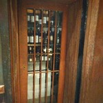 eman - 元金庫のワインセラー