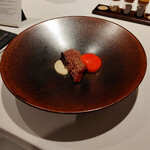 Takumi - 本マグロの中トロの炙り・色々シリアルのパンのペースト・パプリカのムースとチョリソー・レフォールのクリームソース