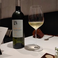 Takumi - Virginie de Valandraud Blanc 2015