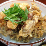 てんぷら 高七 - 2014年6月末。季節のかき揚げ。蛍烏賊、エビ、ホタテ、生姜、海藻など。