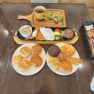 MASUDA ハンバーグと自家製パンの店_0