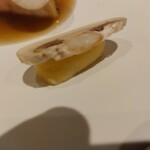 eman - 山羊のチーズを練り込んだニョッキ