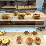 バウムクーヘン専門店アニバウム 渋谷東急フードショー店 - 