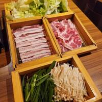 しゃぶしゃぶ・創作料理居酒屋 豚吟 栄店 - 