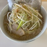 じなりや - 料理写真:こってり味噌＋角煮バラ＋ネギ＝1450円