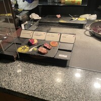 ブッフェアンドカフェ スロープサイドダイナー ザクロ - 
