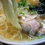 札幌 凡の風 - 中華そば 鶏と魚出汁の塩の麺