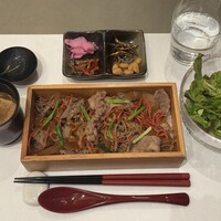 近江牛もりしま 寛閑観ここ滋賀店 - 