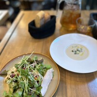 LE PORTIER Par Aux Delices de dodine Toranomon - 二人前食べたからサラダ&スープ。サラダも旨いなぁ